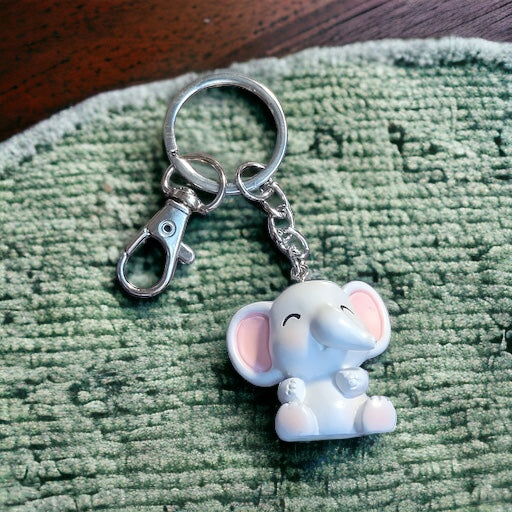 Cute Elephant Keychain With Clasp