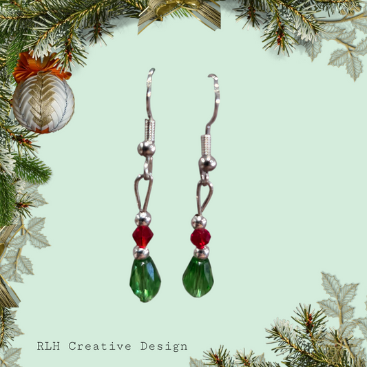 Christmas Hand Beaded Dangle Earrings by RLH Creative Design