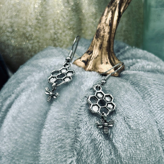 Antique Silver Honeycomb Dangle Earrings With Honeybee Accent